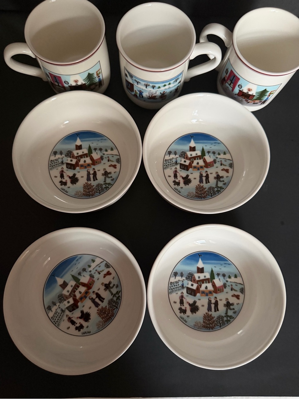 Villeroy & Boch 4 Cereal Bowls & 3 Mugs Naif Christmas  G Laplau Red Trim